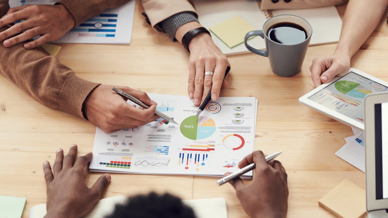 Build vs Buy: Should You Hire Developers or Work with an Automation Agency?